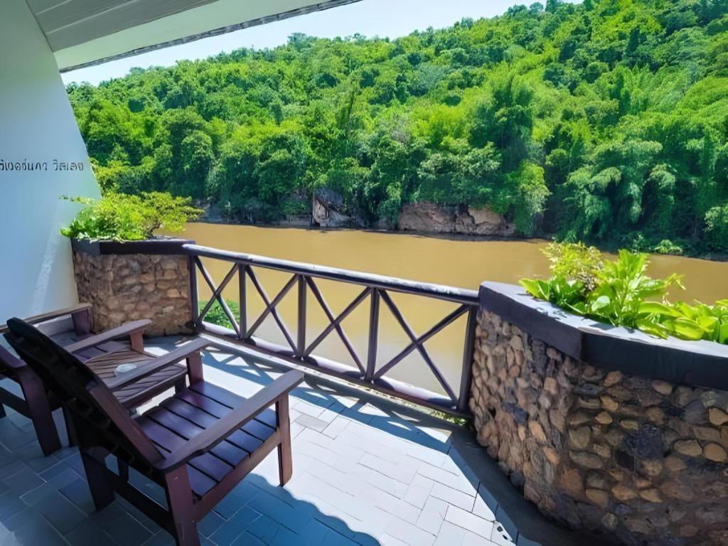 River Kwai Village Hotel Ban Kaeng Raboet Dış mekan fotoğraf