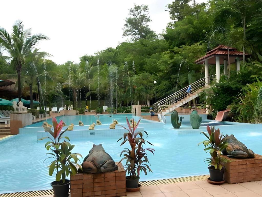 River Kwai Village Hotel Ban Kaeng Raboet Dış mekan fotoğraf